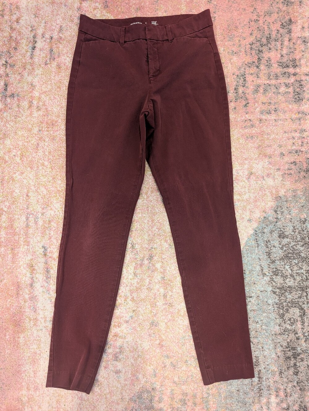Old Navy Women's High Rise Pixie Skinny Jeans in Deep Burgundy